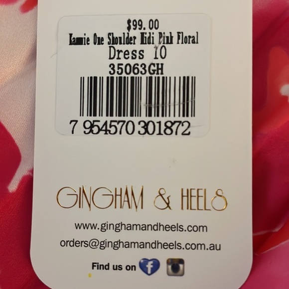 Gingham and Heels One shoulder midi - floral - Picture 13 of 14